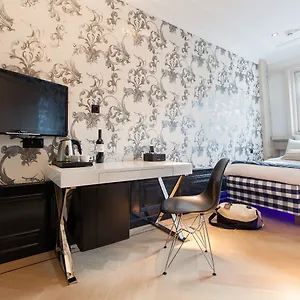Canal Otel
