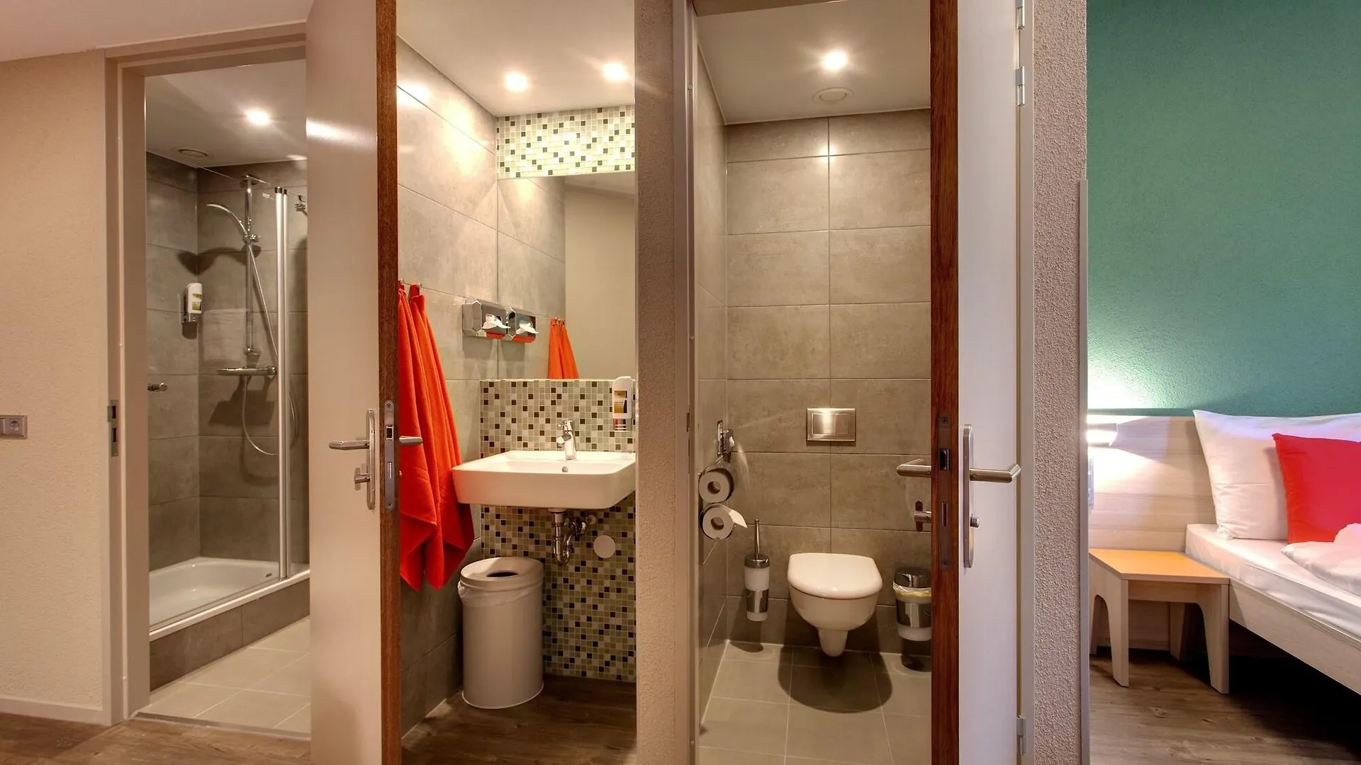 Meininger Hotel Amsterdam City West 2*,  Netherlands