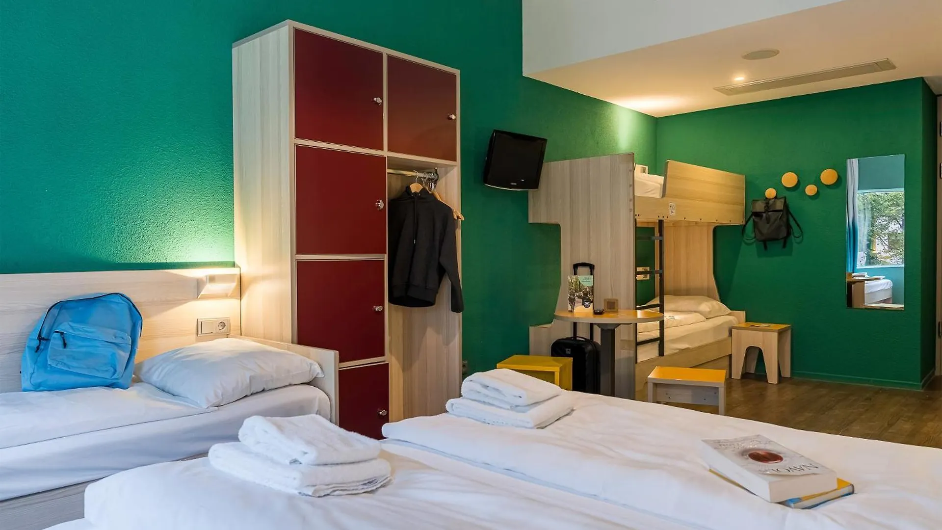 Meininger Hotel Amsterdam City West 2*,  Netherlands