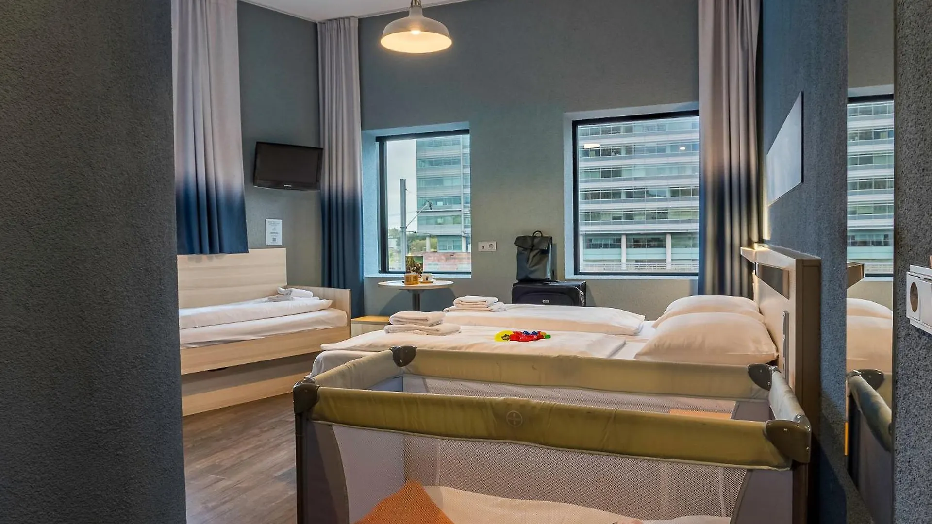 Meininger Hotel Amsterdam City West