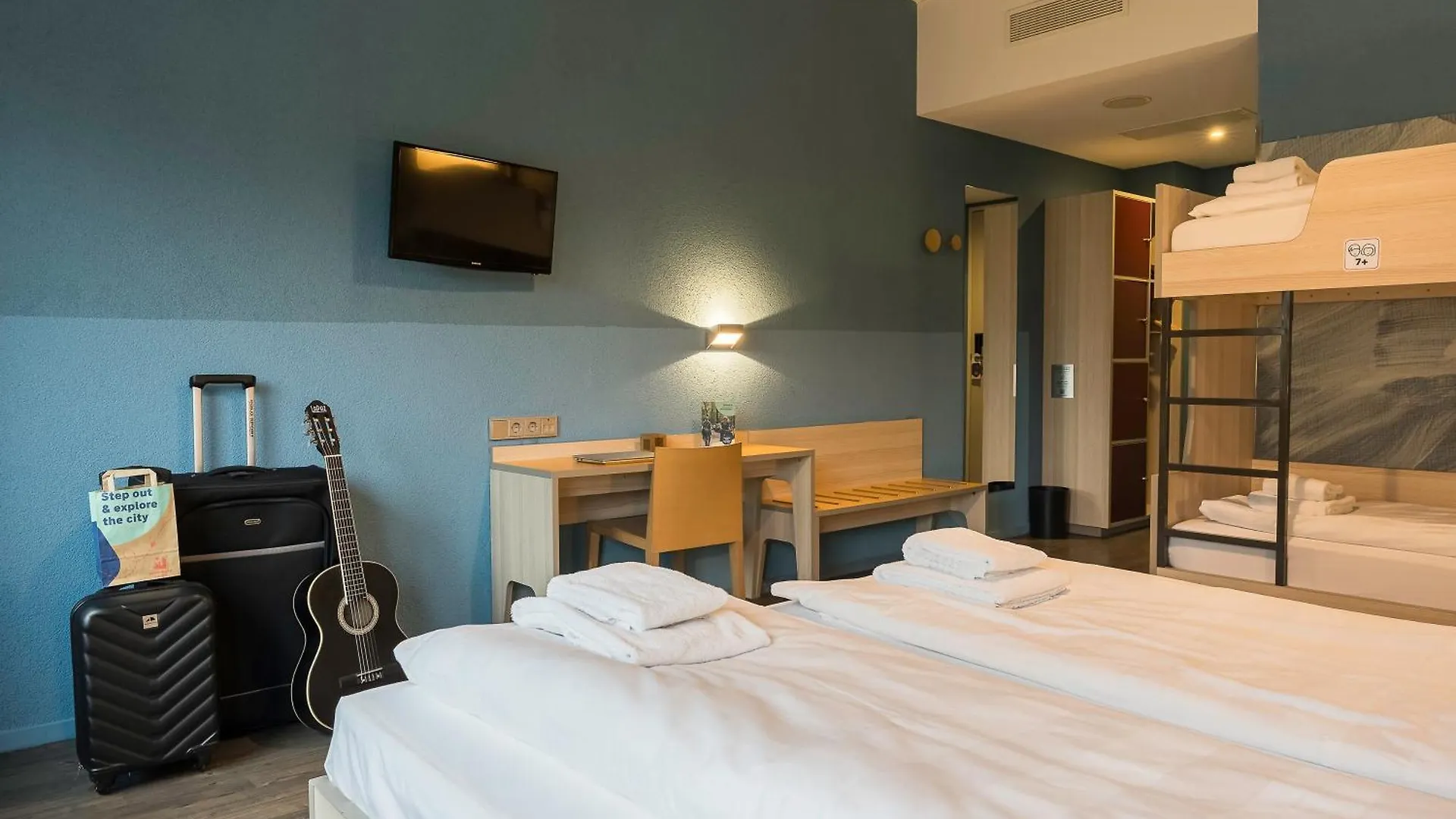 Meininger Hotel Amsterdam City West 2*,  Nizozemsko
