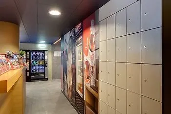 Meininger Hotel Amsterdam City West 2*,